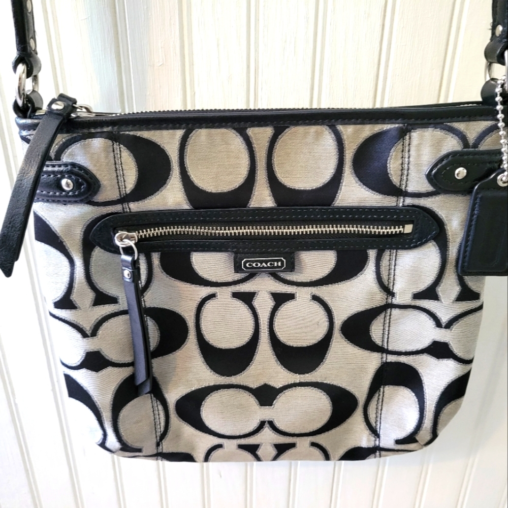 Coach crossbody purse